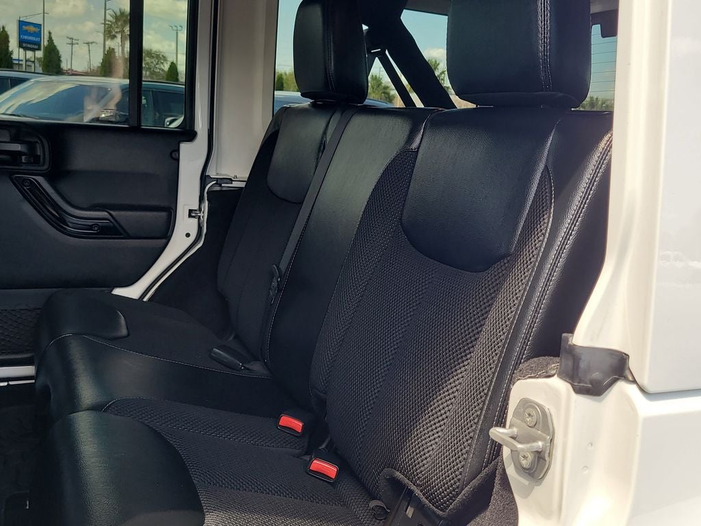 2017 Jeep Wrangler Unlimited Sahara