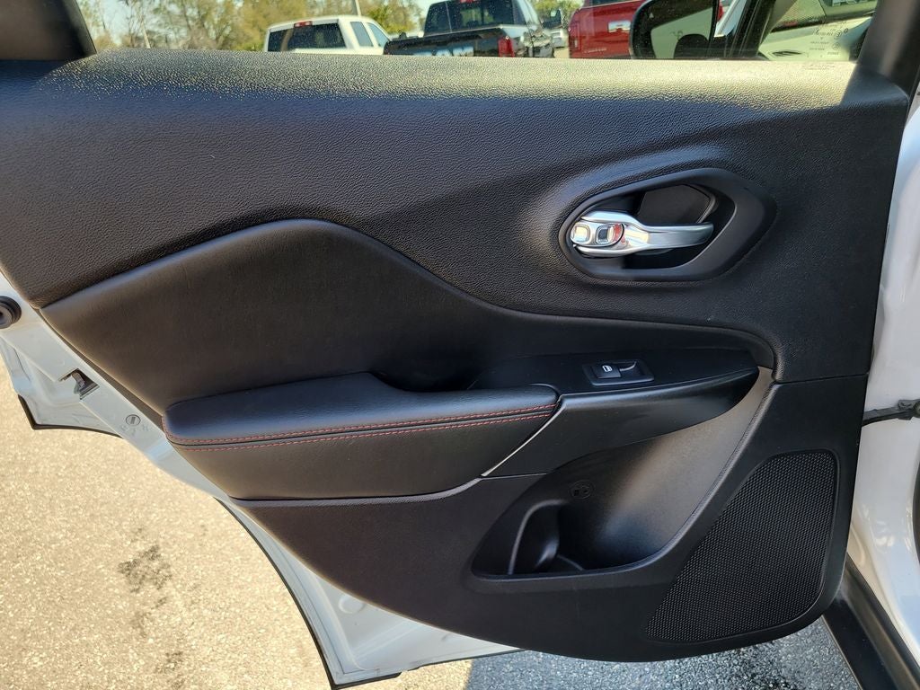 2022 Jeep Cherokee Trailhawk