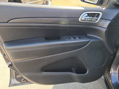 2019 Jeep Grand Cherokee Laredo E