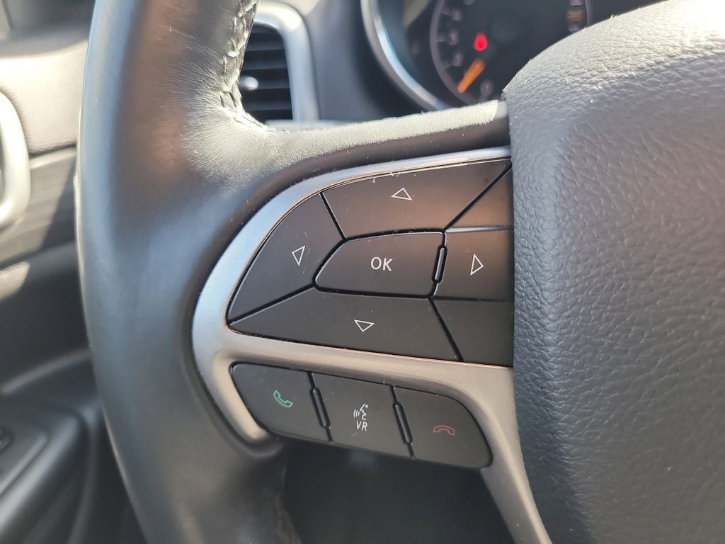 2019 Jeep Grand Cherokee Laredo E