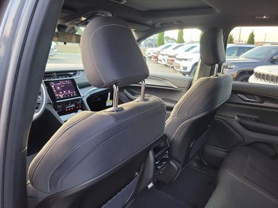 2025 Jeep Grand Cherokee GRAND CHEROKEE LAREDO X 4X2