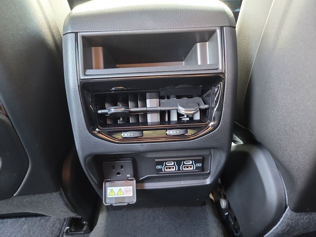 2025 Jeep Grand Cherokee GRAND CHEROKEE LAREDO X 4X2