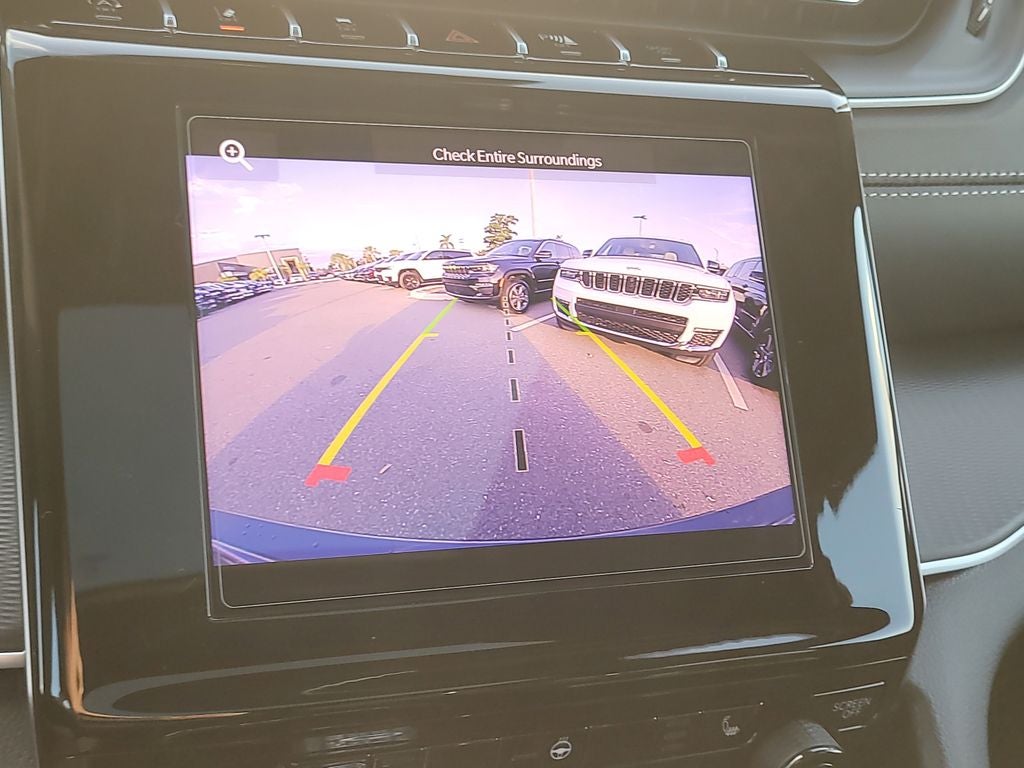 2025 Jeep Grand Cherokee GRAND CHEROKEE LAREDO X 4X2