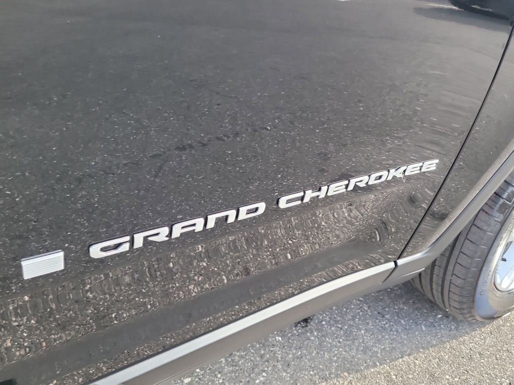 2025 Jeep Grand Cherokee Laredo X