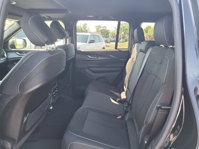 2026 Jeep Grand Cherokee Laredo X