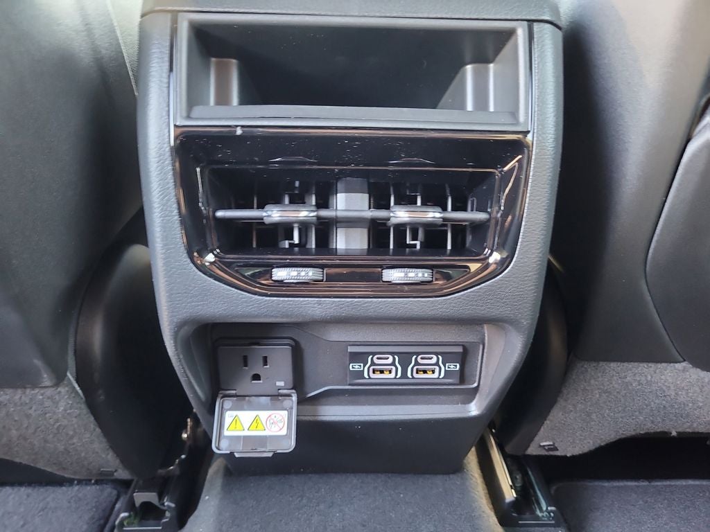 2026 Jeep Grand Cherokee Laredo X