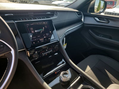 2026 Jeep Grand Cherokee Laredo X