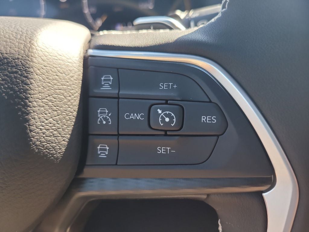 2026 Jeep Grand Cherokee Laredo X