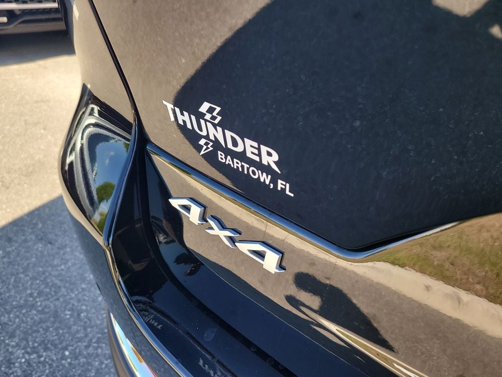 2026 Jeep Grand Cherokee Laredo X