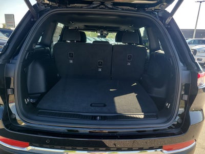 2026 Jeep Grand Cherokee Laredo X