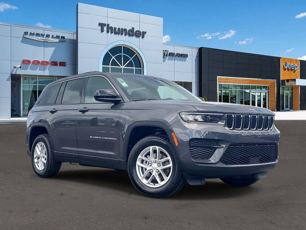 2026 Jeep Grand Cherokee Laredo