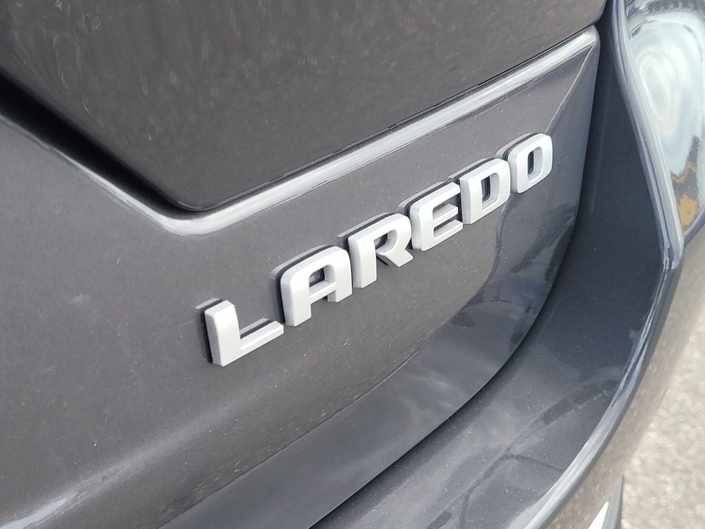 2026 Jeep Grand Cherokee Laredo