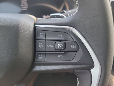 2026 Jeep Grand Cherokee Laredo