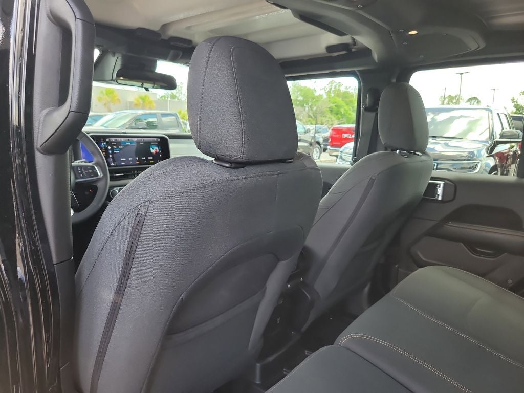 2025 Jeep Wrangler Sahara 4xe