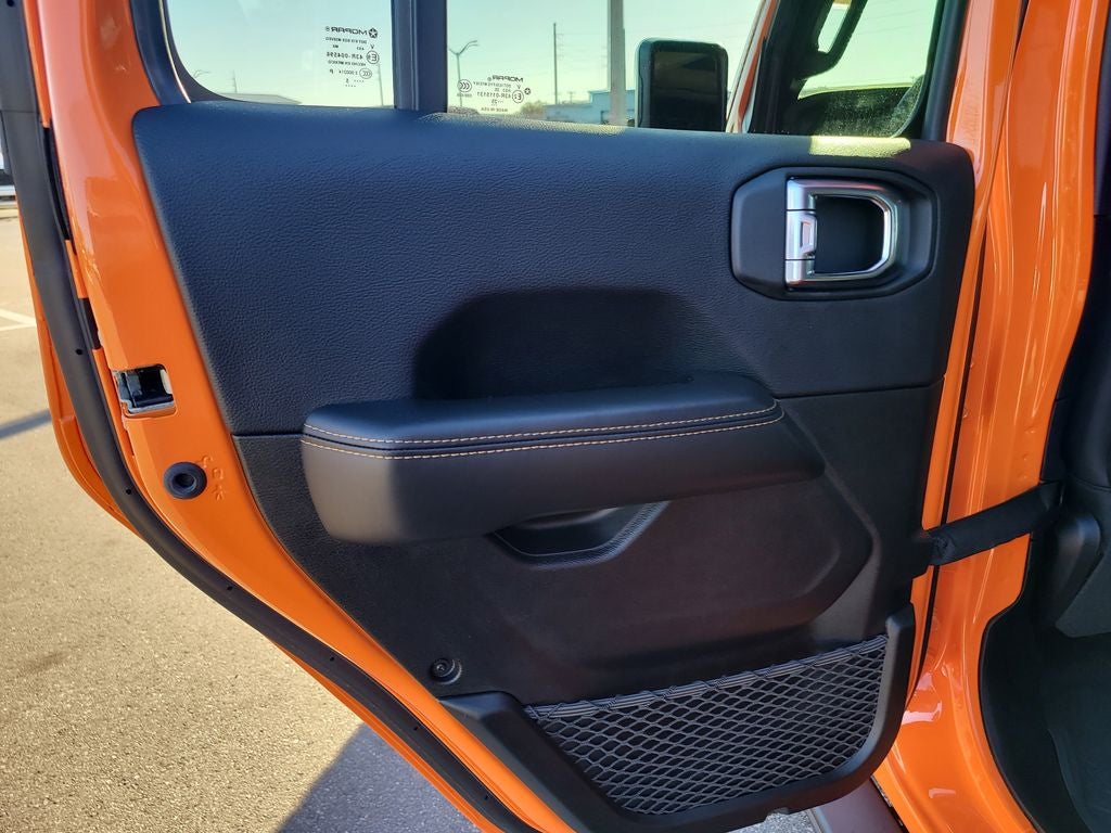 2025 Jeep Wrangler Rubicon 392