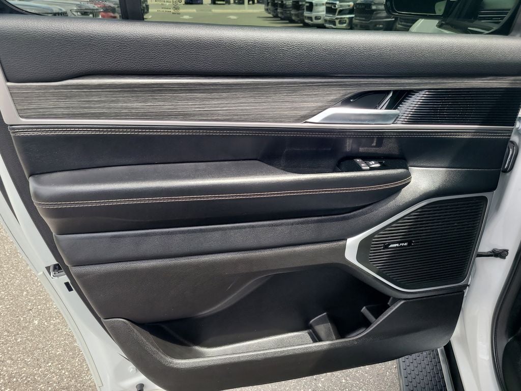 2024 Jeep Wagoneer L Series II