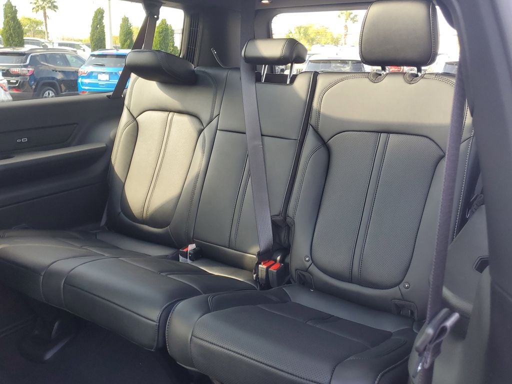 2025 Jeep Wagoneer L Series II