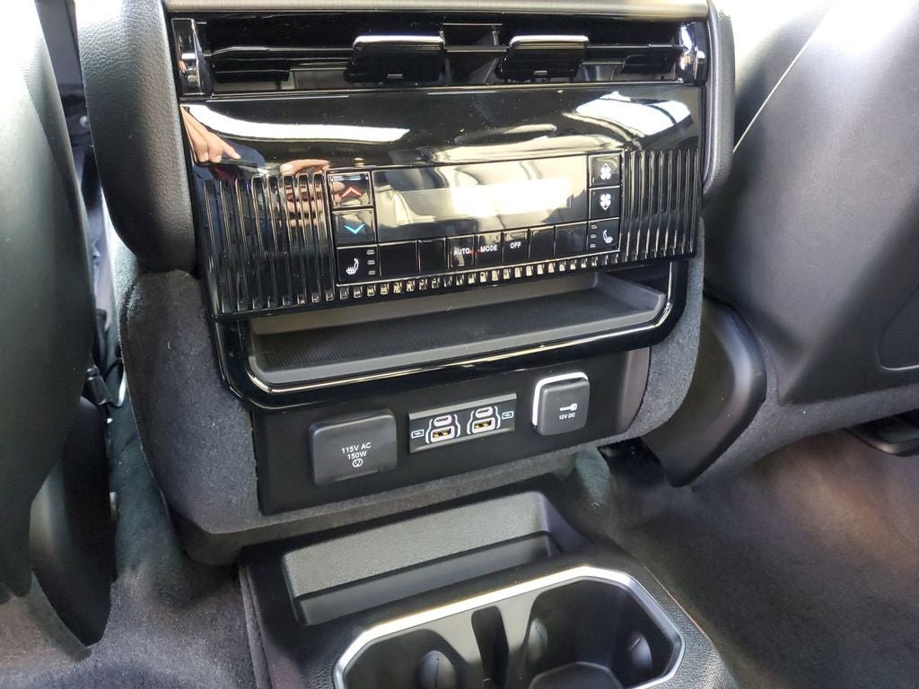 2025 Jeep Wagoneer L Series II