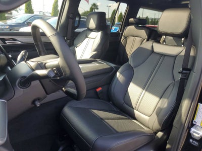 2025 Jeep Wagoneer L Series II