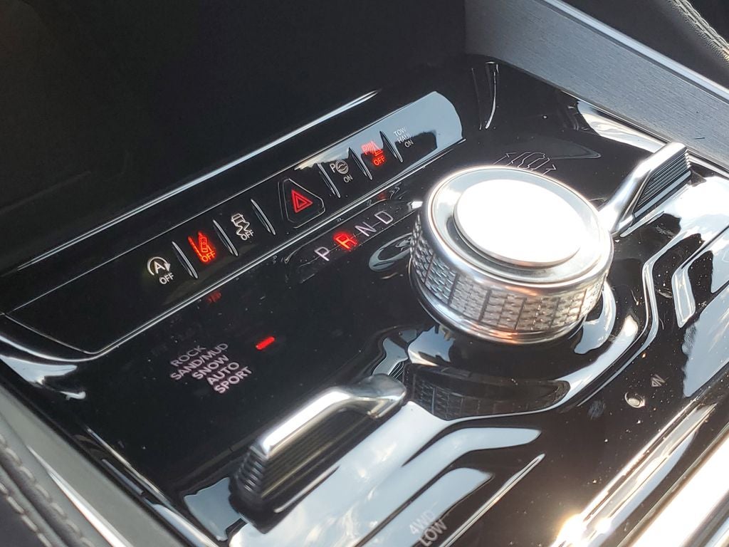 2025 Jeep Wagoneer L Series II