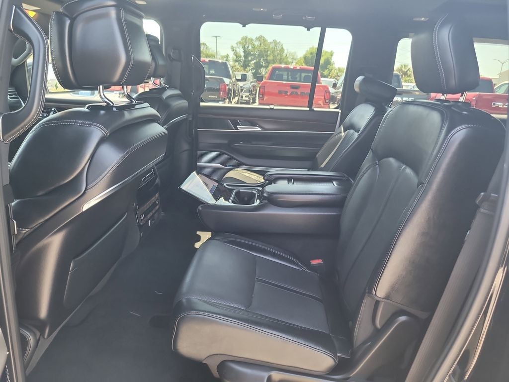 2024 Jeep Grand Wagoneer L Base