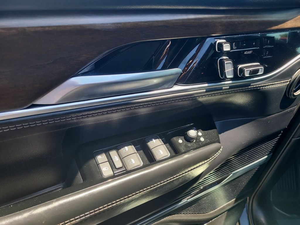 2024 Jeep Grand Wagoneer L Base