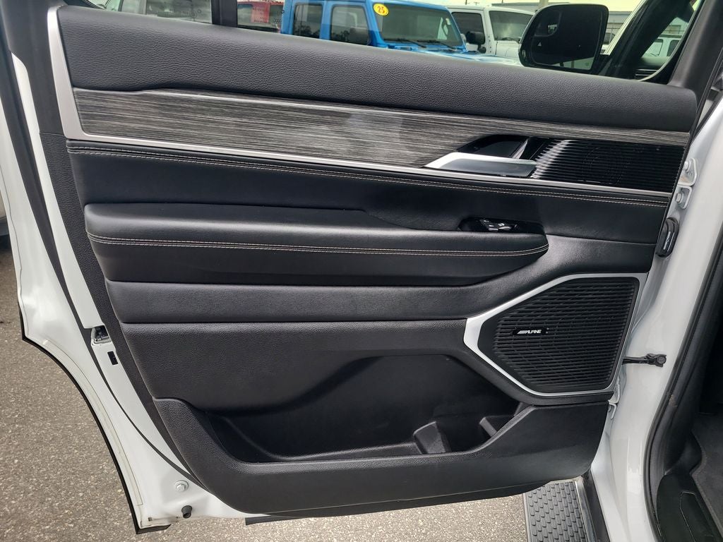 2022 Jeep Wagoneer Series III