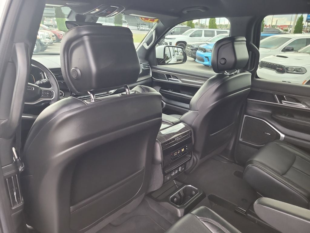 2022 Jeep Wagoneer Series III