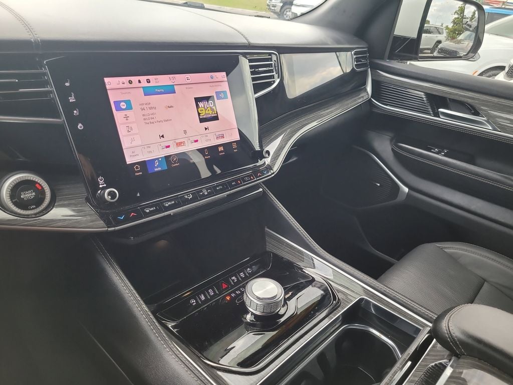 2022 Jeep Wagoneer Series III