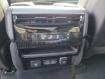 2026 Jeep Grand Wagoneer Base