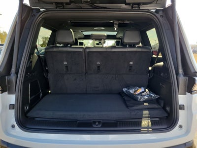 2026 Jeep Grand Wagoneer Base