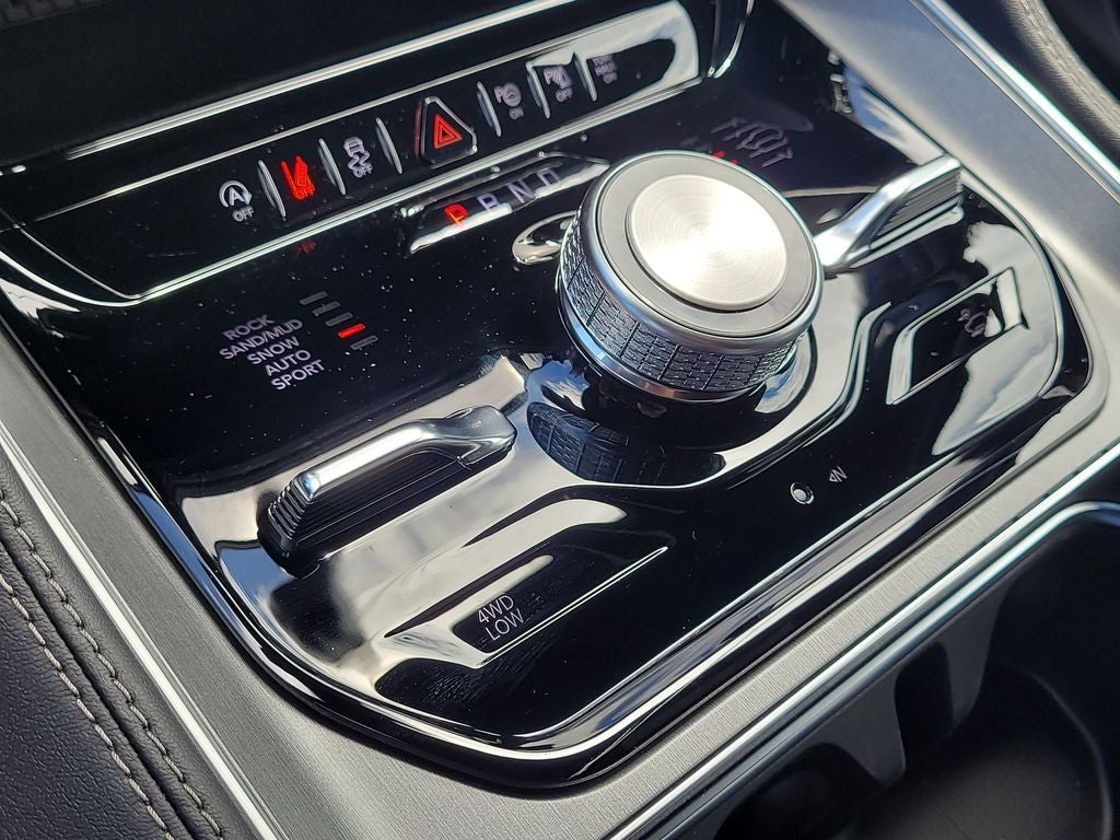 2026 Jeep Grand Wagoneer Upland