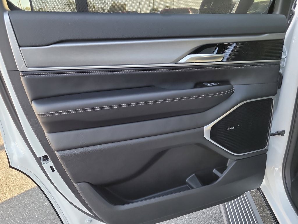 2026 Jeep Grand Wagoneer GRAND WAGONEER LIMITED RESERVE 4X4