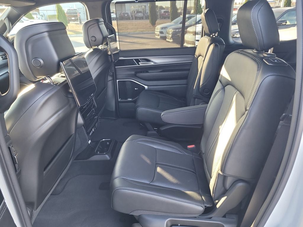 2026 Jeep Grand Wagoneer GRAND WAGONEER LIMITED RESERVE 4X4