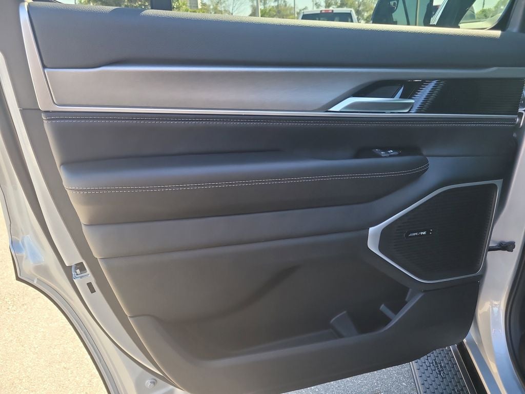 2026 Jeep Grand Wagoneer GRAND WAGONEER LIMITED ALTITUDE 4X4