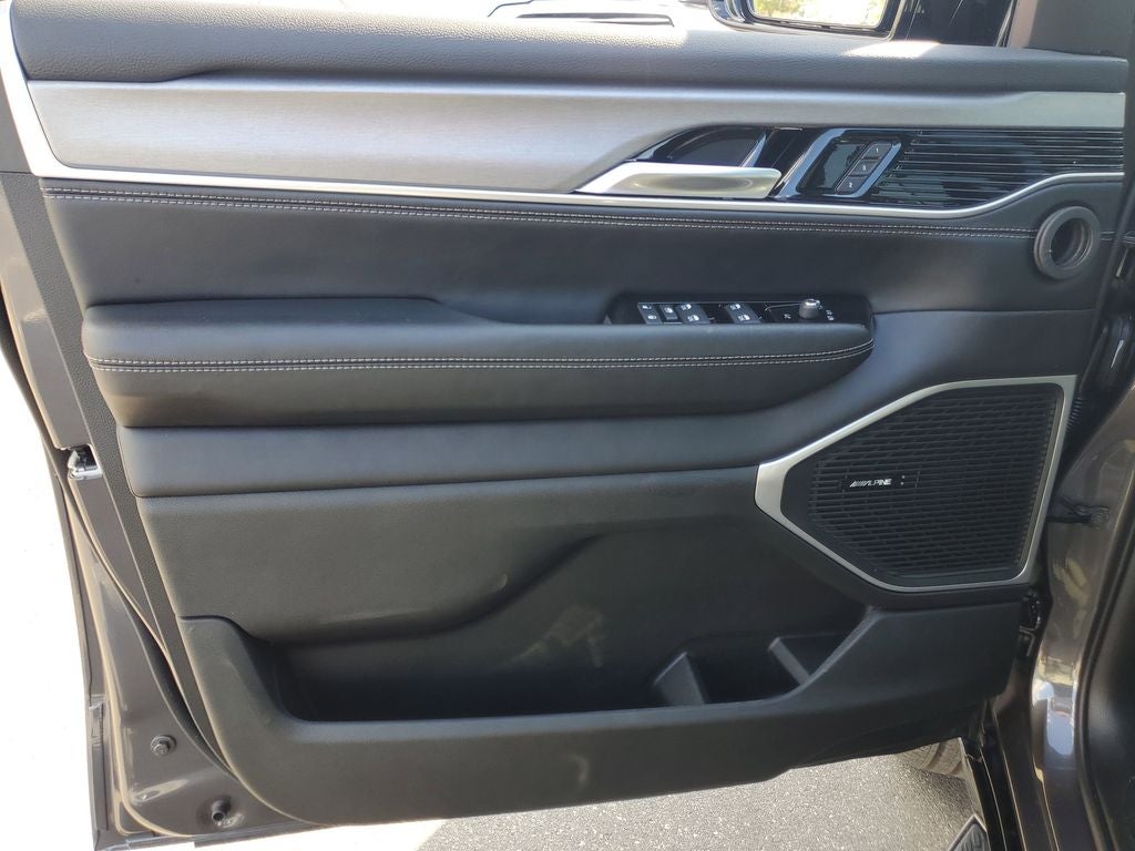 2025 Jeep Wagoneer Series II