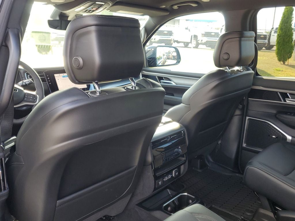 2025 Jeep Wagoneer Series II