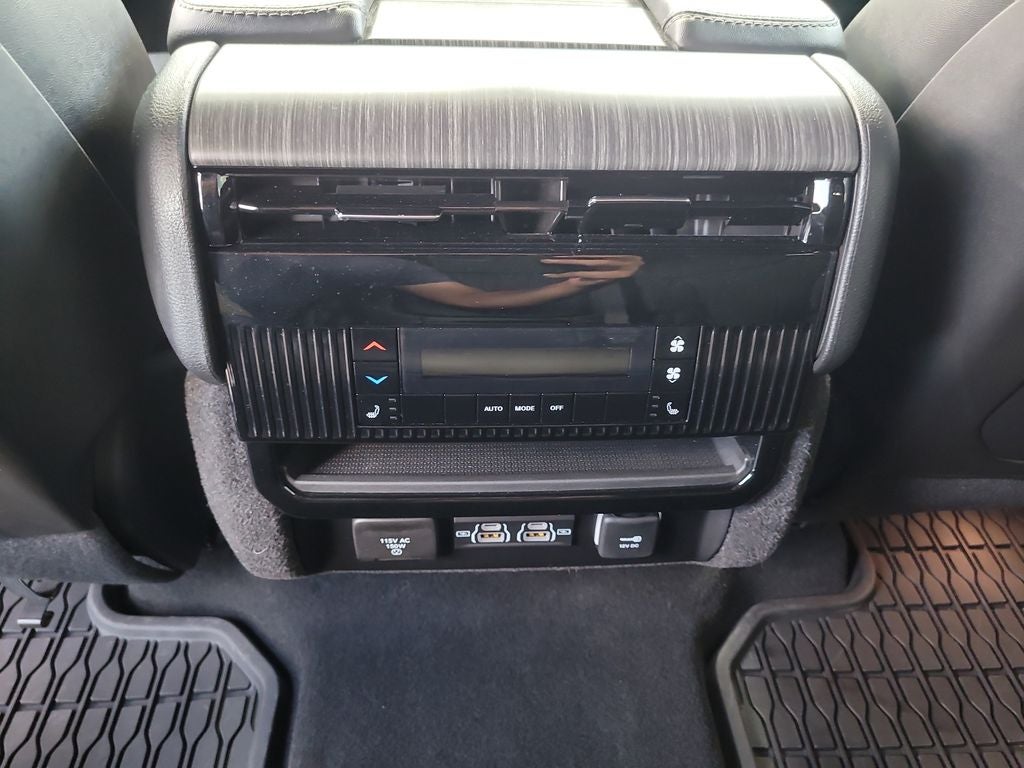 2024 Jeep Wagoneer Series III