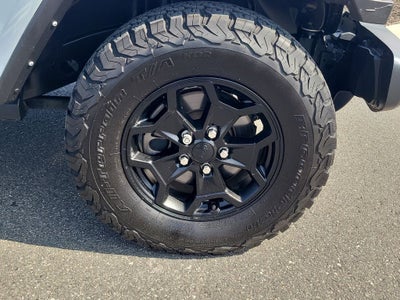 2022 Jeep Gladiator Sport