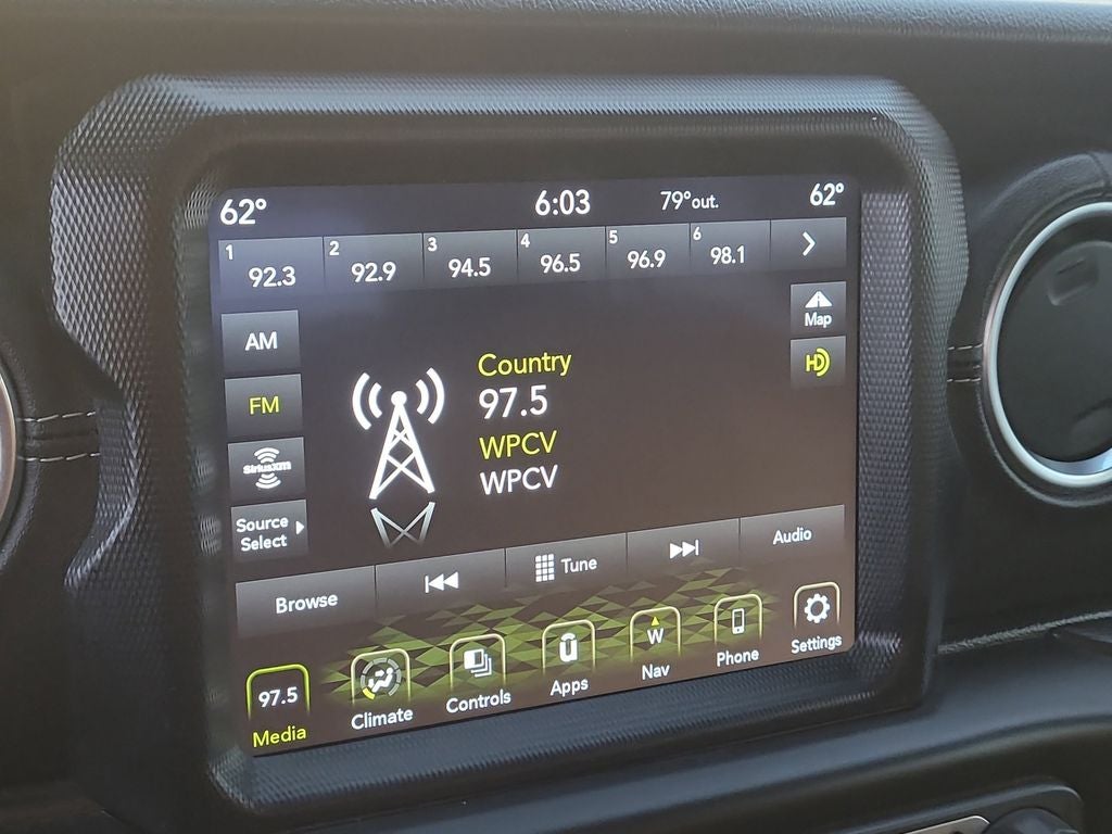 2021 Jeep Gladiator Overland