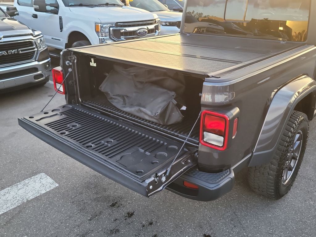 2021 Jeep Gladiator Overland