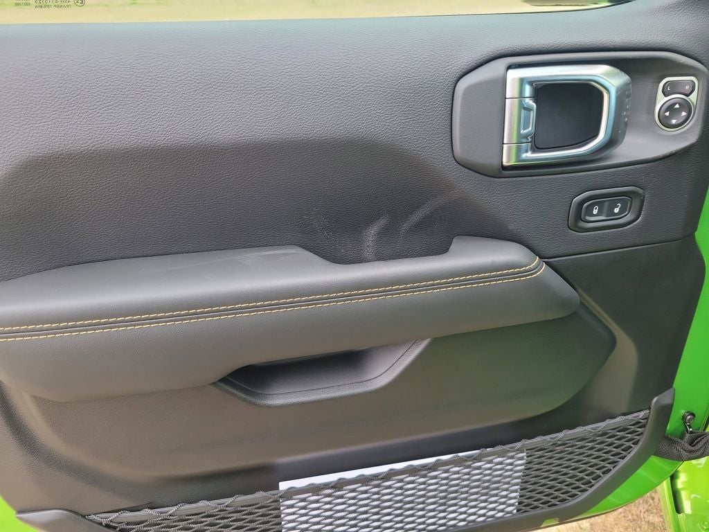 2026 Jeep Gladiator GLADIATOR SAHARA 4X4