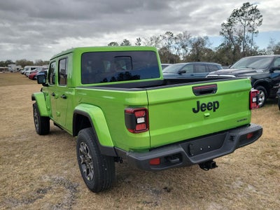 2026 Jeep Gladiator GLADIATOR SAHARA 4X4