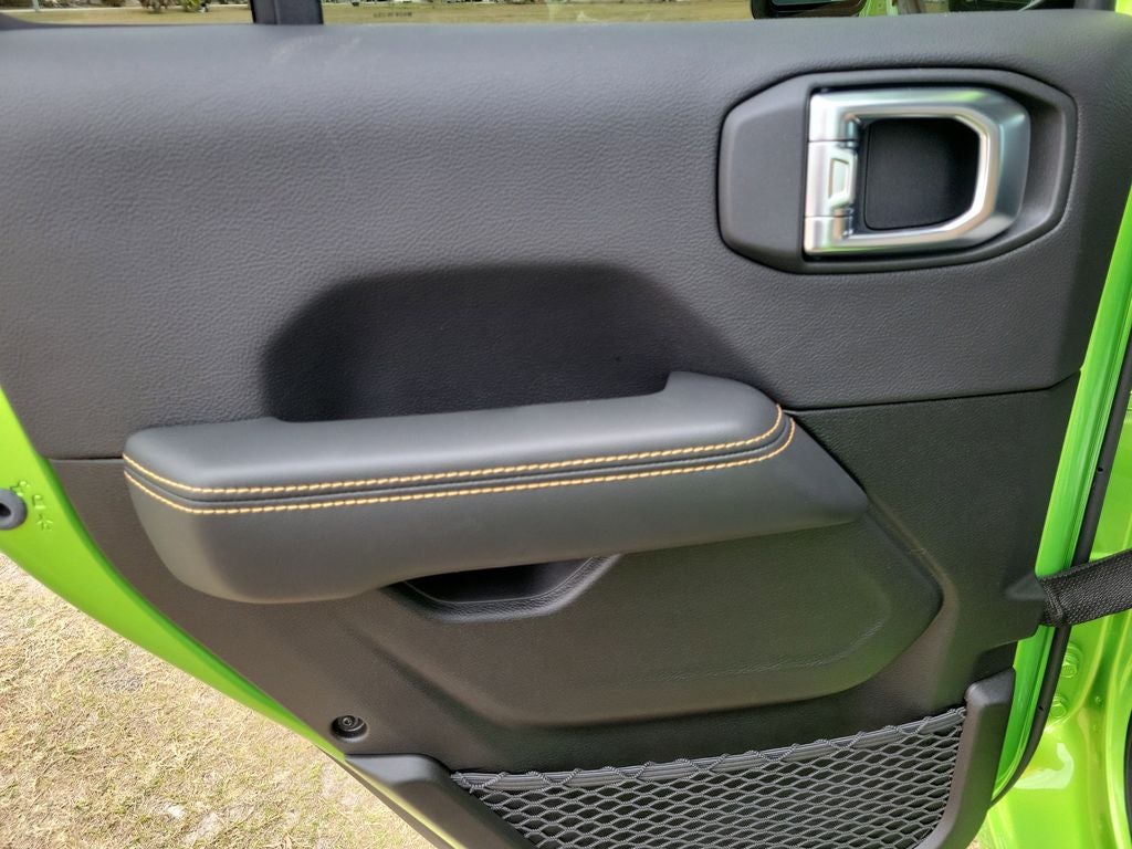 2026 Jeep Gladiator GLADIATOR SAHARA 4X4