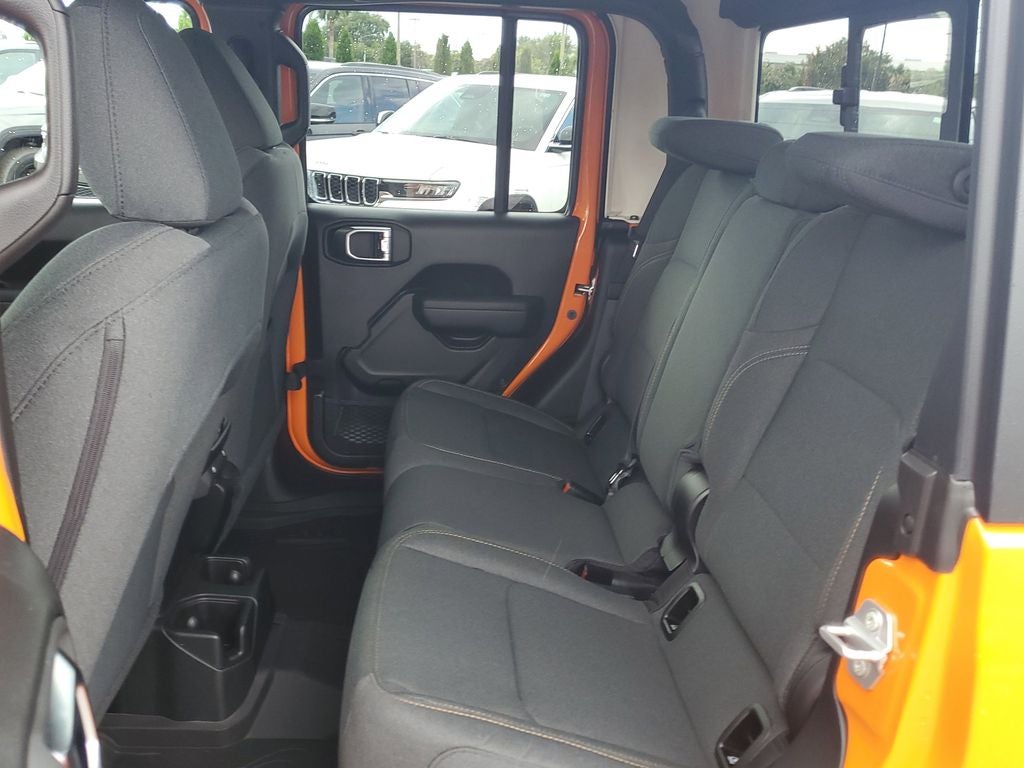 2025 Jeep Gladiator Sport S