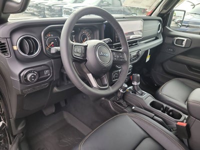 2026 Jeep Gladiator GLADIATOR SAHARA 4X4