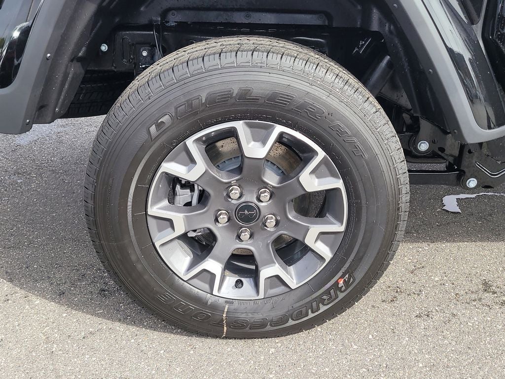 2026 Jeep Gladiator GLADIATOR SAHARA 4X4