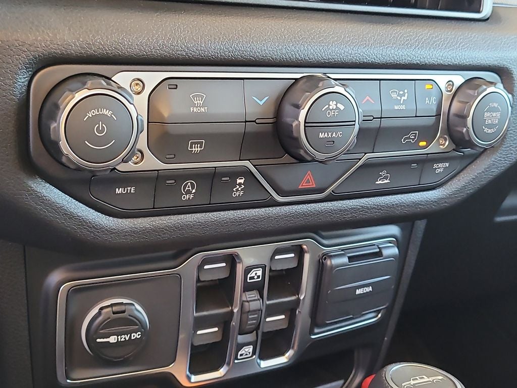 2025 Jeep Gladiator Sport S