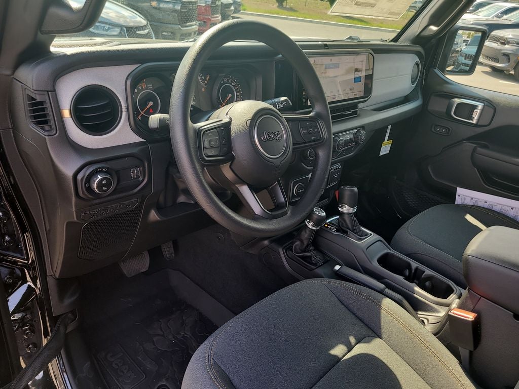 2026 Jeep Gladiator Sport