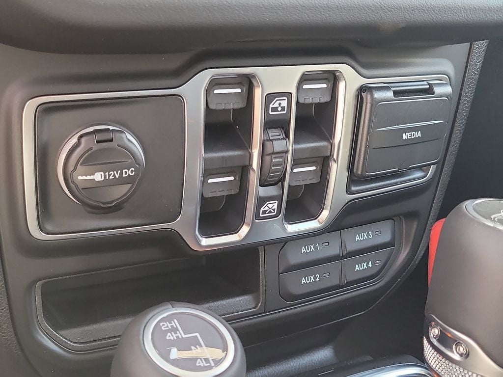 2026 Jeep Gladiator Sahara